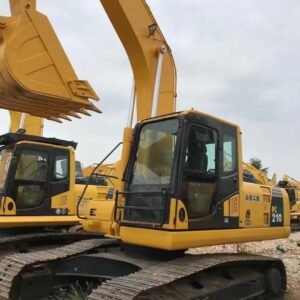 Komatsu PC210